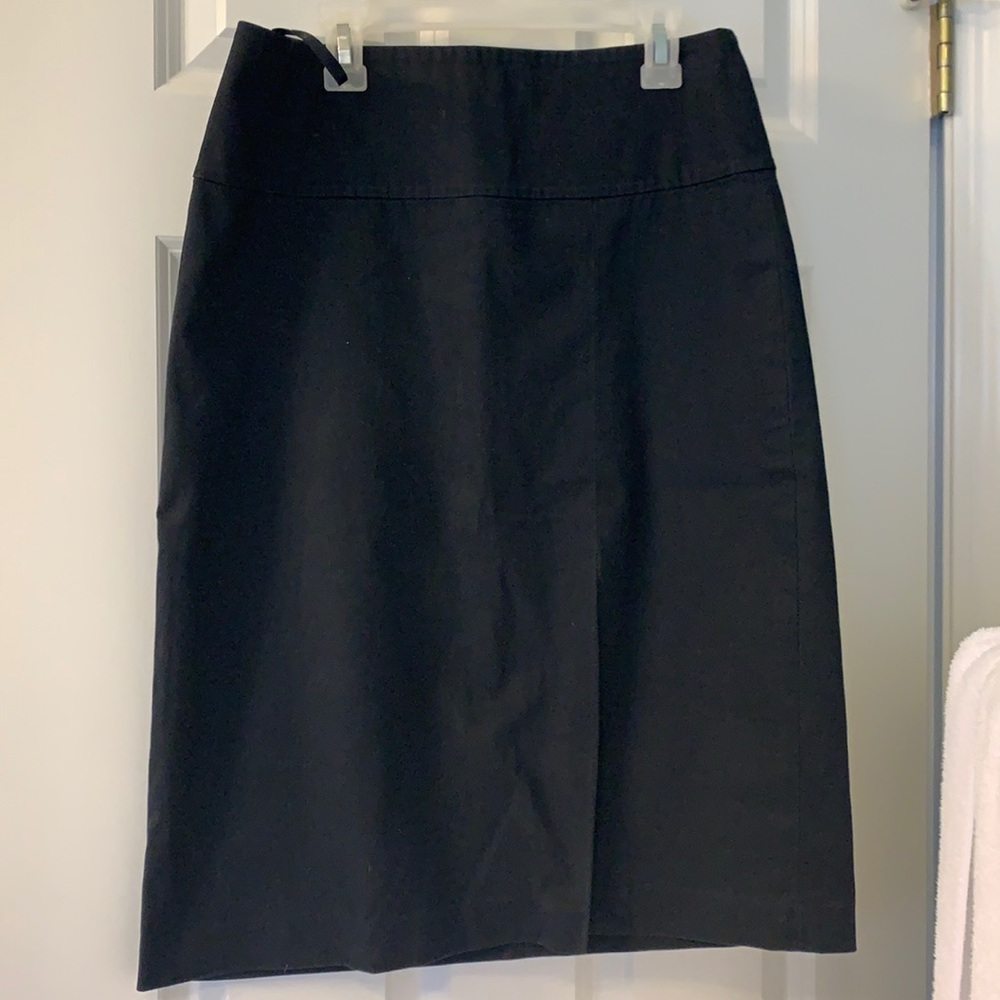 Banana Republic. Skirt with side slit